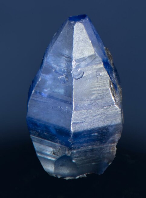 sapphire-crystal-7550