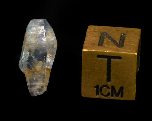 sapphire-crystal-7225-18