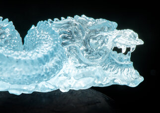 blue-topaz-dragon-carving-1125g