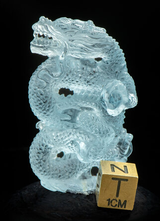 blue-topaz-dragon-carving-1207